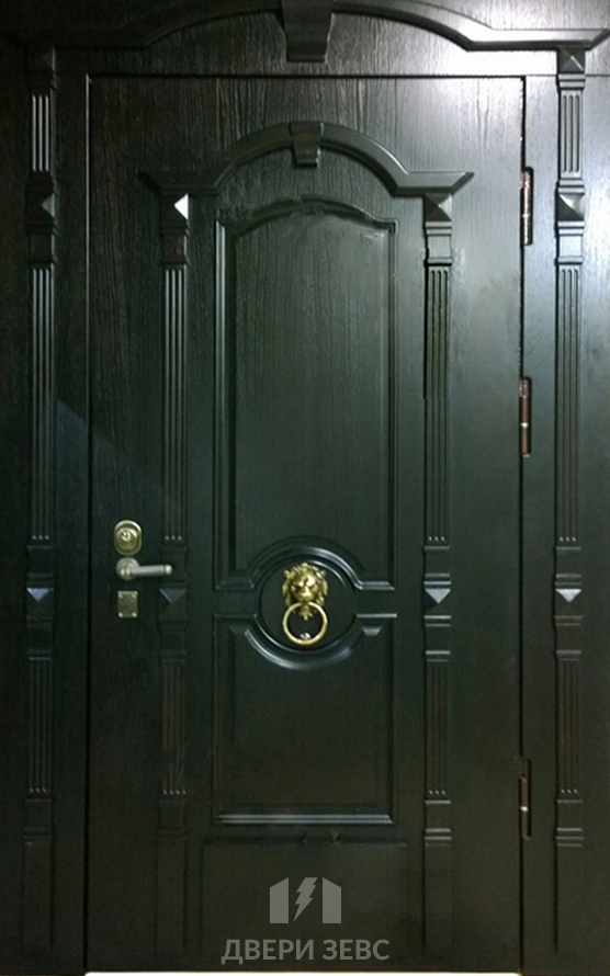Входная металлическая дверь Эксомвурго филенчатая