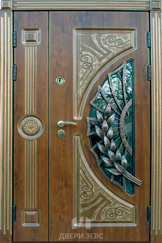 Входная металлическая дверь Вардар с зеркалом