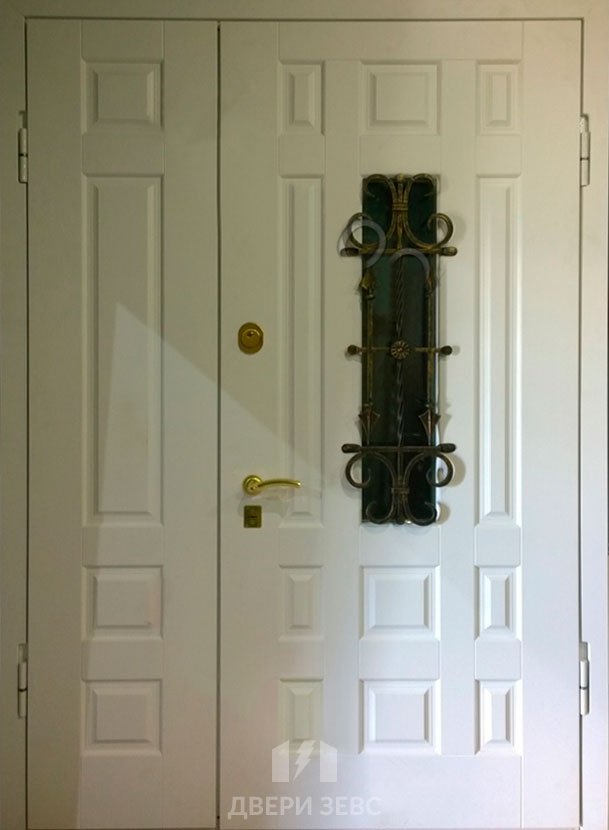 Входная металлическая дверь Тавропос с зеркалом