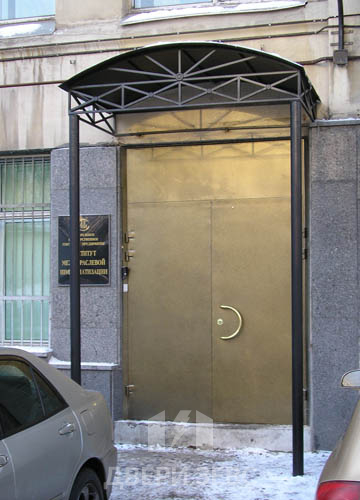 Входная металлическая дверь Зевс P-13 с порошковым напылением