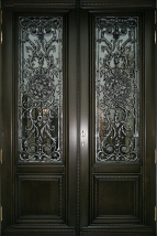 Входная металлическая дверь Касторья из массива дуба